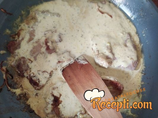 Svinjske šnicle u kari sosu