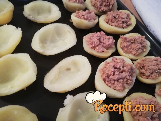 Punjeni krompir (19)